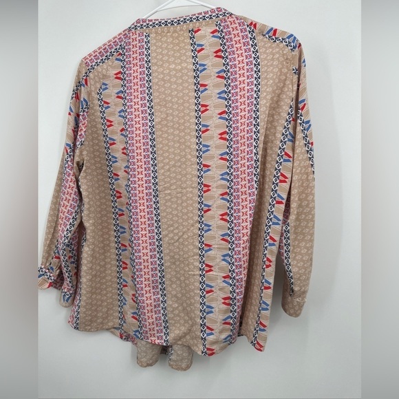 Maeve Anthropologie Sunset District Aztec Print Button Up Top Size Small - Picture 4 of 4